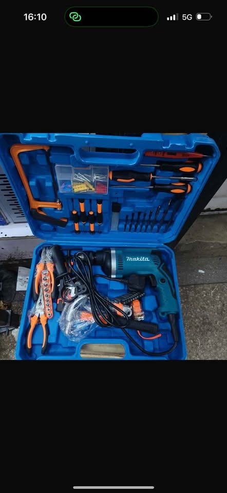 Makita Professional Corded Drill Kit